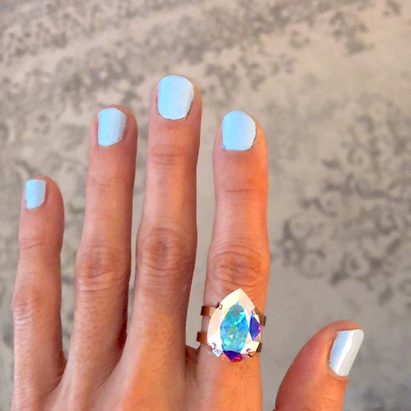 Aurora Borealis Pear Crystal Statement Ring - Picture 3 of 17